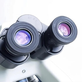 Como Ajustar o Interpupilar e a Dioptria no Microscópio